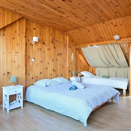 Maison Bord De 度假居 费康